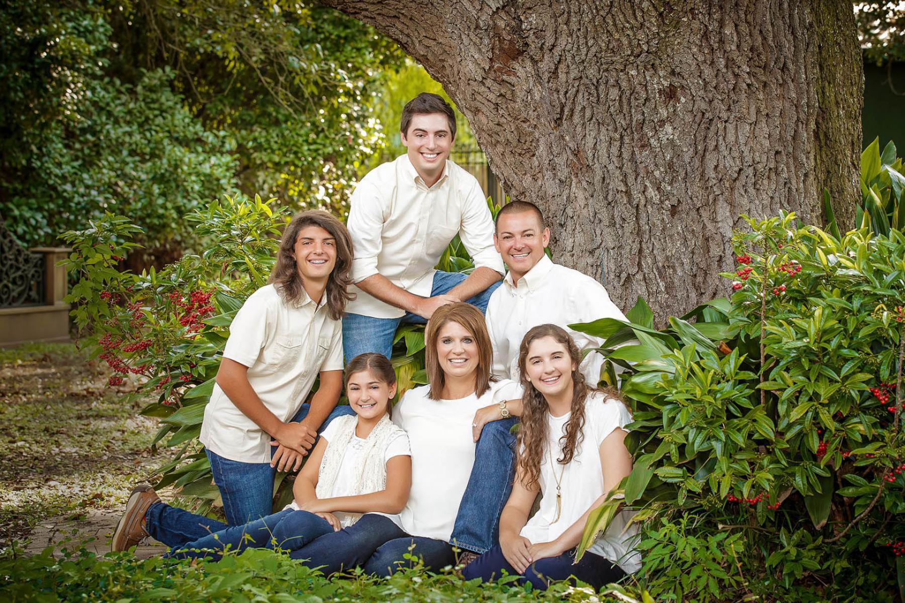 Family pictures are the corner stone of experienced professional photography. The Lighting and the style are what we dob use. Our goal is to create an image that will be on your wall for many years. We have photographed thousands of families in the Houma, Thibodaux, and Galliano area.